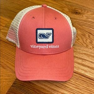 Vintage vineyard vines hat